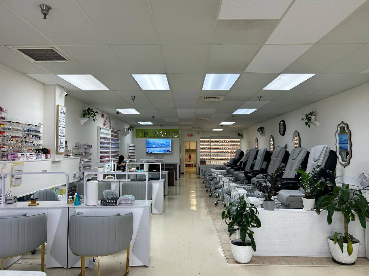Hot Spa Nails nail work in Wilson, North Carolina