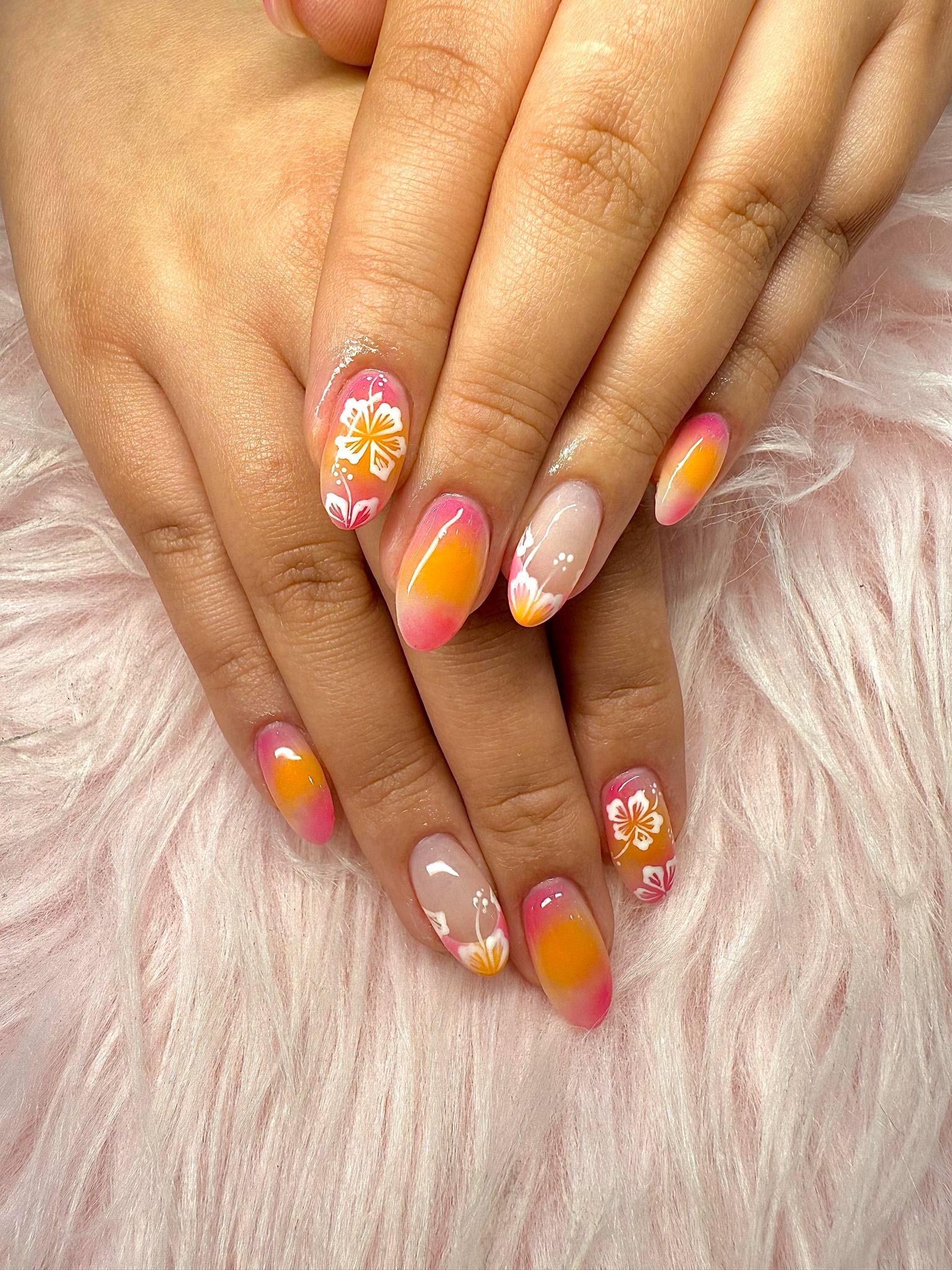 Hot Spa Nails nail photo 2