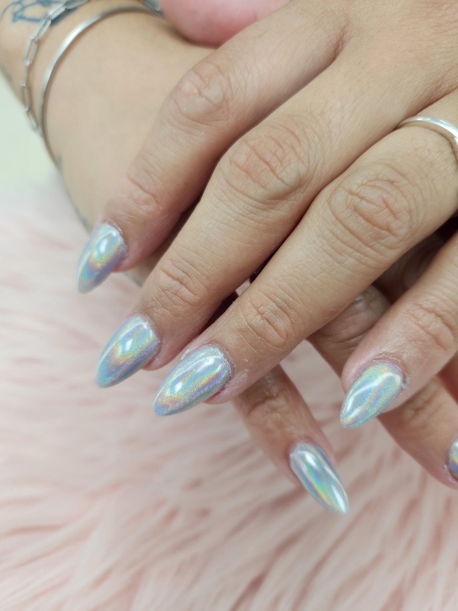Hot Spa Nails nail photo 3